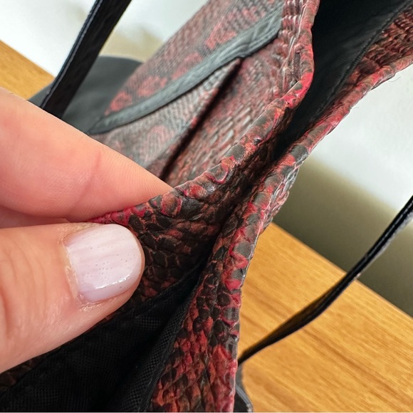 Stella Grey Vegan Skull Tote Bag - Picture 11 of 14